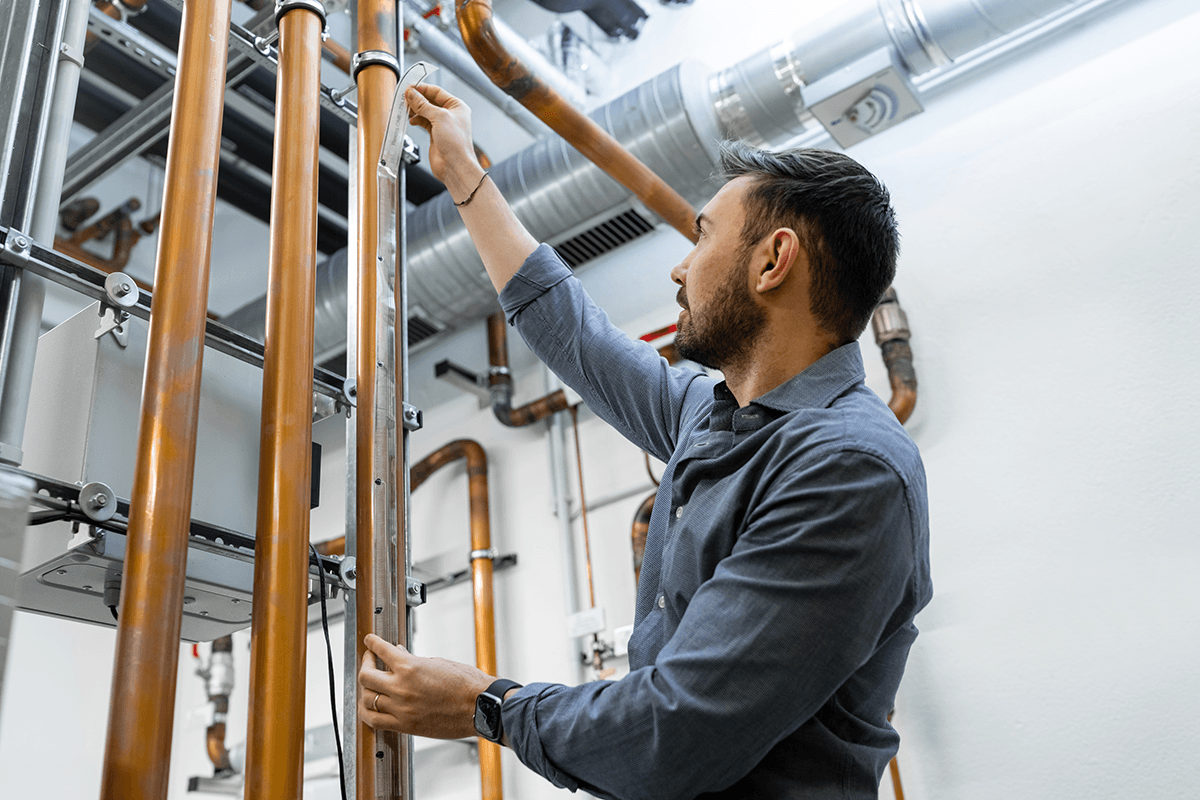 Effizienter laden und entladen – mit smarter Temperaturmessung zum optimalen Wärmemanagement / Efficient charging and discharging – with smart temperature measurement for optimal heat management